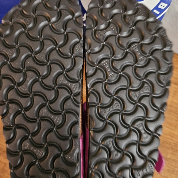 Birkenstock Gizeh Braided Fuchsia Sandals. Womens 36, Size 5 - Picture 4 of 5